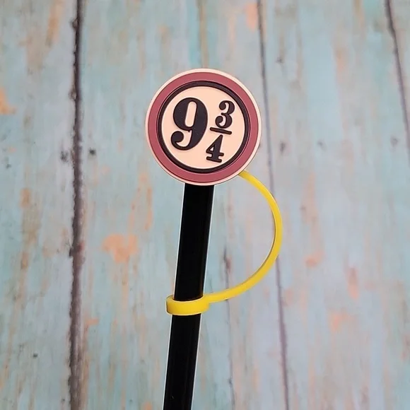 Platform 9 3/4 Straw Topper - Picture 4 of 5